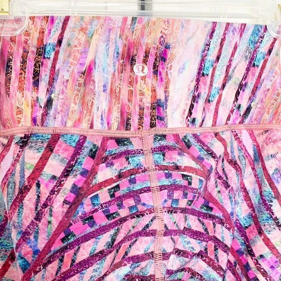 Lululemon Wunder Under Hi-Rise Tight *Central Saint Martins Nulux 28" Size 4 - Picture 11 of 11